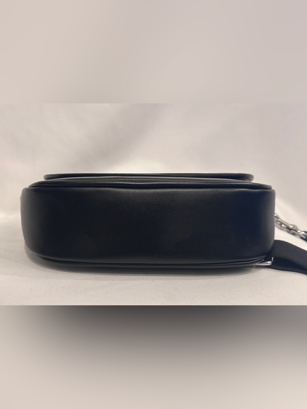 Marc Jacobs Black Embossed Logo Crossbody Bag - Picture 10 of 11